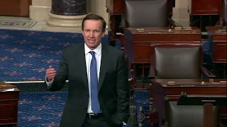 "What are we doing?" Sen. Chris Murphy begs for gun compromise after Texas school shooting