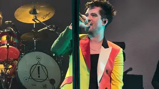 Panic! At The Disco - Don't Let the Light Go Out (San Fran, VLV Tour) (1st Row, 4K HDR, HQ AUDIO)