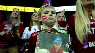 Latvijas florbola izlases līdzjutēju emocijas spēlē pret Norvēģiju