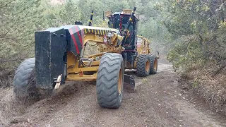 CAT 140M ORMAN CANAVARI^/FOREST MANSTER/^yok böyle bir yol#keşfet#buldozer #cat #nasılyapılır