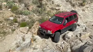 Rough country Long arm Grand Cherokee zj on 35s at carnage canyon El Paso Tx