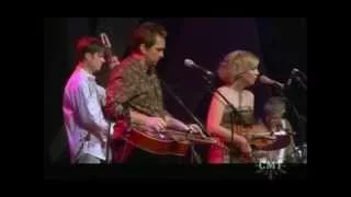 Alison Krauss & Union Station — "Gravity" — Live | 2005