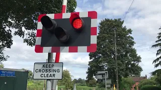 Ashford Bowdler Level Crossing (Shropshire) 11/09/2021