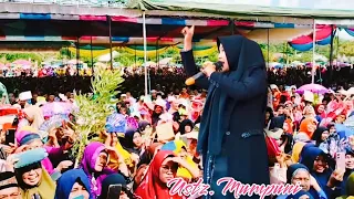 USTADZAH MUMPUNI Terkejut Datang Dilampung, Jalanya bikin GOYANG!