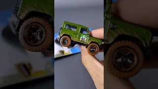 Unboxing Hot Wheels Land Rover Defender 90