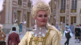 Costume party at Versailles takes guests back centuries