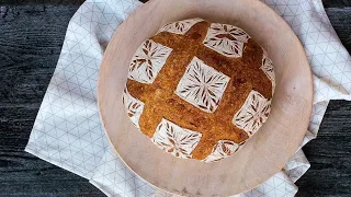 Scoring Sourdough Bread - Quilted Pattern Tutorial