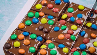 So Yummy Chocolate Cake Recipe At Home - Make The Most Amazing Chocolate Cake With M&M Candy