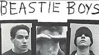 Beastie Boys-Groove Holmes ( Live Vs The Biz )