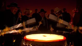 La interpretación de "Wahzhazhe (a song for my people)" en los Oscars