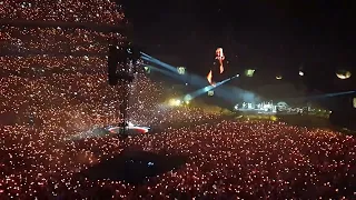 Coldplay - Fix You live @ Wembley Stadium, London 2022