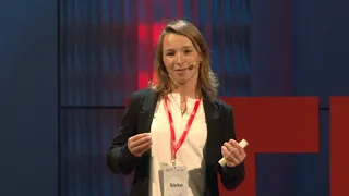 Strach, krok do neznáma | Šárka Pančochová | TEDxZlín