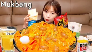 Sub)Real Mukbang - Creamy Rose Tteokbokki (Rice cakes) Simplest Recipe 👩 🍳 ASMR (Korean Food)