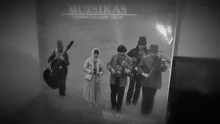 Muzsikás - Azt gondoltam, eső esik (vinyl-en hallgatva)