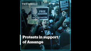 Protesters gather in London to support Julian Assange
