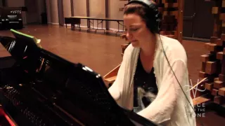 AMY LEE - "Speak To Me" (Sneak-Peek)