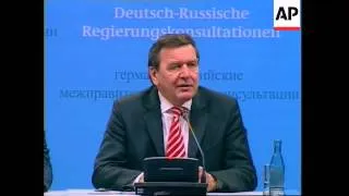 WRAP Putin and Schroeder on train, excerpt of briefing