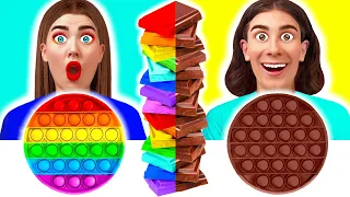 DESAFÍO DE COMIDA REAL vs COMIDA DE CHOCOLATE #6 | ¡Comida de chocolate! Bromas locas de CRAFTooNS!