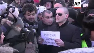 Thousands hold unauthorised protest, opposition leader Udaltsov detained