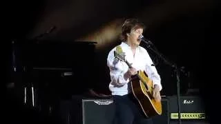 Paul McCartney - Something - Stade de France Saint-Denis 2015