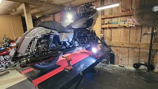 Harley Davidson new CVO 121 motor before and after exhaust install Khromewerks Muffler sound