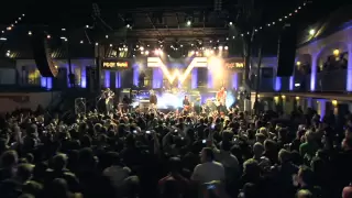 Weezer - Hash Pipe (Live at AXE Music One Night Only)