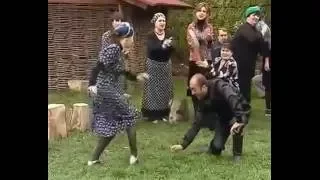 грузинский танец рачули !!