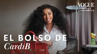 Cardi B revela en ESPAÑOL lo que guarda en su bolso (y es una locura) | Vogue México y Latinoamérica