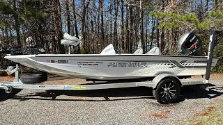 Xpress H18C Crappie Boat Walk Around and Slabs