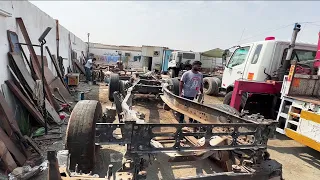 How to repair a heavy accident truck chassis of Volvo truck ||Truck Chassis Repairing ||Truck World1