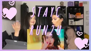 STAYC (스테이씨) - RUN2U M/V REACTION