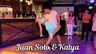 Bachata dance by Juan Soto & Katya at Bachata Kiss💋 in London.