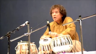 Ustad Zakir Hussain playing some mind blowing (2 + 2/3) postfixed extempore