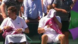 Lloyd Glasspool and Nicolas Mahut defeat Andrey Golubev and Maxime Cressy!