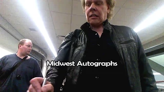 James "JY" Young (Styx) signing autographs June 2017