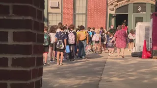 CPS students to return to the classroom; unvaccinated students who traveled asked to stay home