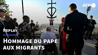 REPLAY - Le pape François rend hommage aux migrants morts en Méditerranée à Marseille | AFP