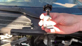 How To Remove Ford Fiesta  Windshield Wiper Arm - DIY