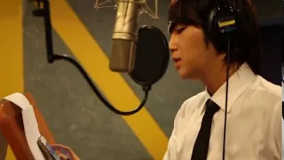 Jang Keun Suk recording Love Rain in Recording Room LOVE RAIN OST