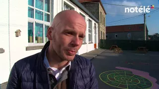 L'arbitre Sébastien Delferière en visite à l’école communale d’Harchies