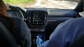 2019 Volvo XC40 off road test drive. Uphill ease