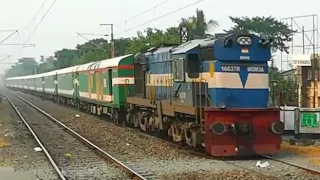 India's Frontier Railway! International Dhaka Kolkata Maitree Express [Full HD]