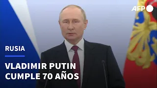 Vladimir Putin, "puesto por Dios en el poder", cumple 70 años | AFP