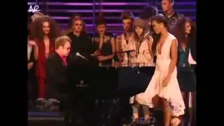 Rihanna and Elton John - The Bitch Is Back (Live At Fashion Rocks 2006)