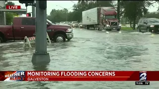 Heavy rain floods parts of Galveston