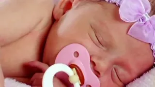 Everything You Need To know About Pacifiers (Baby Health Guru)