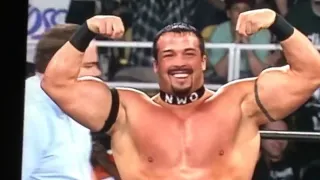 Marcus "Loves to Pose" says Tony Schiavone - Buff Bagwell nWo WCW 1997