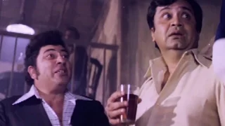 Amjad Khan and Deven Verma fight in a bar | Josh | Action Scene 2/11