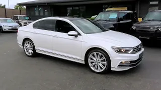 2017 Volkswagen Passat 2.0 TDI Bluemotion Tech R-Line - Start up and in-depth tour