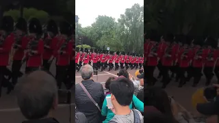 Buckingham palace Grenadier Guards Donald Trump UK Visit